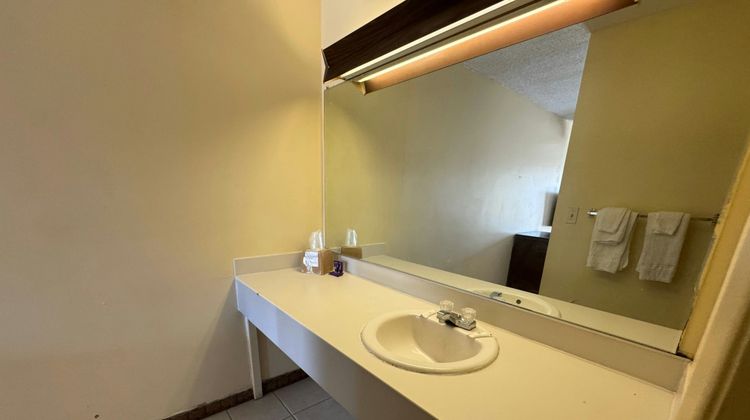 Night Inn by Hotel O Selma Room
