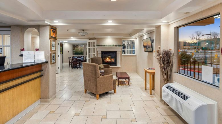 <b>Inn at Lake Washington Lobby</b>. Images powered by <a href="https://www.leonardoworldwide.com/" title="Leonardo Worldwide" target="_blank">Leonardo</a>.