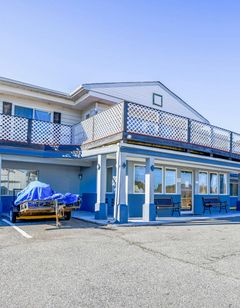 Whispering Pines Motel