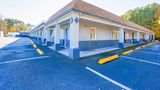 Whispering Pines Motel Exterior