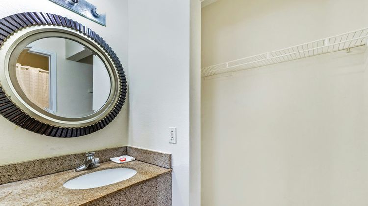 OYO Hotel San Antonio Lacklandnear Seawo Room