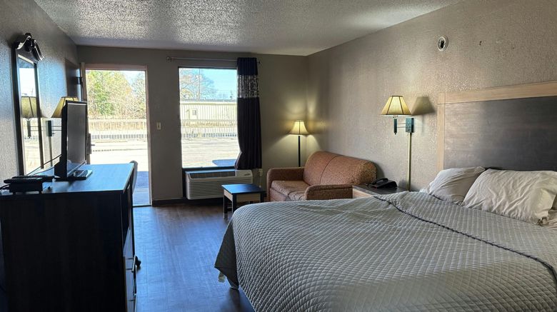 <b>American Inn of Selma Room</b>. Images powered by <a href="https://www.leonardoworldwide.com/" title="Leonardo Worldwide" target="_blank">Leonardo</a>.