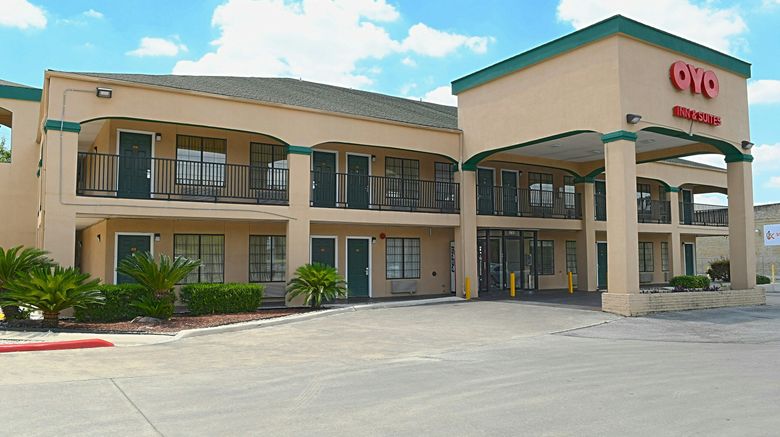 <b>OYO Inn & Suites Medical Center San Anto Exterior</b>. Images powered by <a href="https://www.leonardoworldwide.com/" title="Leonardo Worldwide" target="_blank">Leonardo</a>.