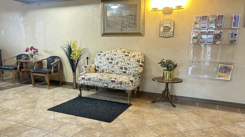 <b>Candlelight Inn Lobby</b>. Images powered by <a href="https://www.leonardoworldwide.com/" title="Leonardo Worldwide" target="_blank">Leonardo</a>.