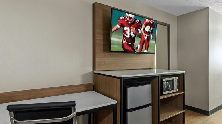 <b>Red Roof Inn Radcliff - Fort Knox Room</b>. Images powered by <a href="https://www.leonardoworldwide.com/" title="Leonardo Worldwide" target="_blank">Leonardo</a>.