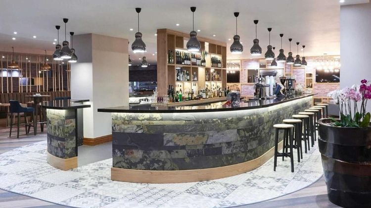 Holland House Hotel Cardiff Lobby
