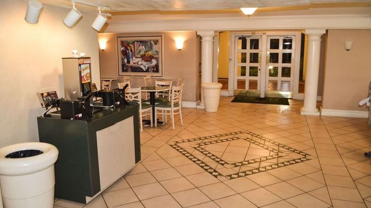 The Grand by Capital O Texarkana I-30 Lobby