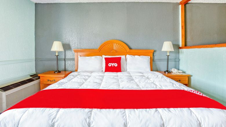 <b>OYO Townhouse Tulsa Woodland Hills Room</b>. Images powered by <a href="https://www.leonardoworldwide.com/" title="Leonardo Worldwide" target="_blank">Leonardo</a>.