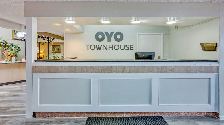 <b>OYO Townhouse Tulsa Woodland Hills Lobby</b>. Images powered by <a href="https://www.leonardoworldwide.com/" title="Leonardo Worldwide" target="_blank">Leonardo</a>.