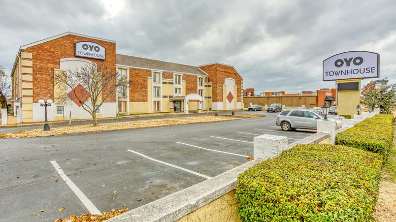 <b>OYO Townhouse Tulsa Woodland Hills Exterior</b>. Images powered by <a href="https://www.leonardoworldwide.com/" title="Leonardo Worldwide" target="_blank">Leonardo</a>.