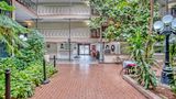 OYO Townhouse Tulsa Woodland Hills Lobby