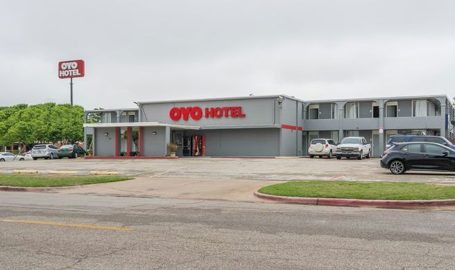 OYO Hotel Wichita Falls Exterior