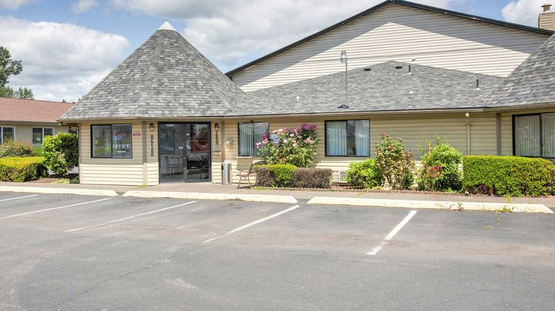 <b>OYO Woodland Hotel and Suites Exterior</b>. Images powered by <a href="https://www.leonardoworldwide.com/" title="Leonardo Worldwide" target="_blank">Leonardo</a>.