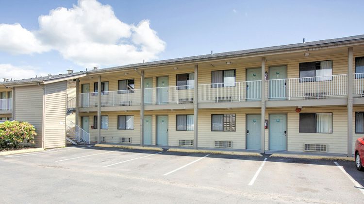 OYO Woodland Hotel and Suites Other