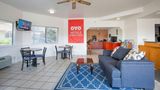 OYO Woodland Hotel and Suites Lobby