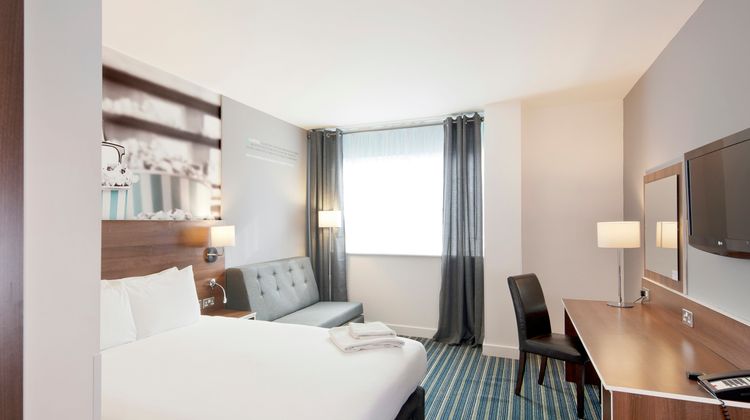 Heeton Concept Hotel Liverpool Room