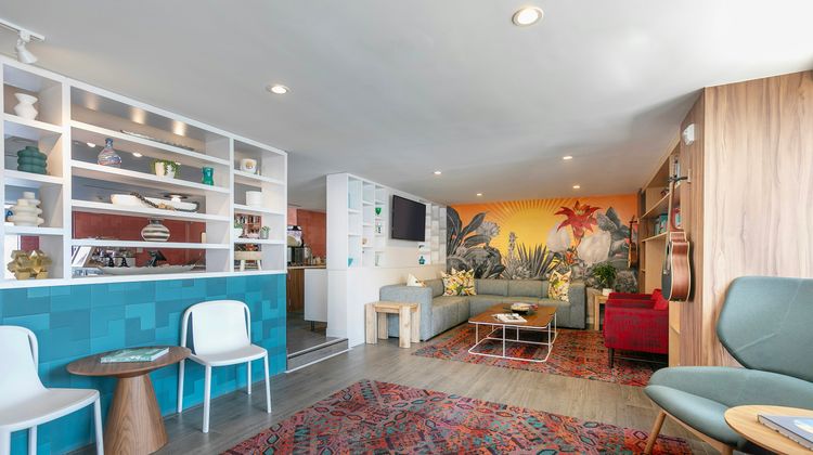 The Wayfarer San Diego Lobby
