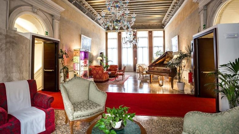 <b>Ruzzini Palace Recreation</b>. Images powered by <a href="https://www.leonardoworldwide.com/" title="Leonardo Worldwide" target="_blank">Leonardo</a>.