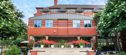 Kellogg Conference Hotel Gallaudet Univ. Exterior