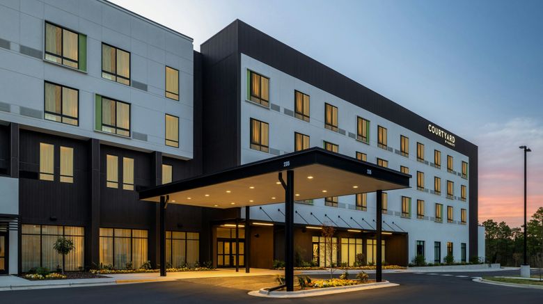 <b>Courtyard by Marriott Southern Pines Abe Exterior</b>. Images powered by <a href="https://www.leonardoworldwide.com/" title="Leonardo Worldwide" target="_blank">Leonardo</a>.
