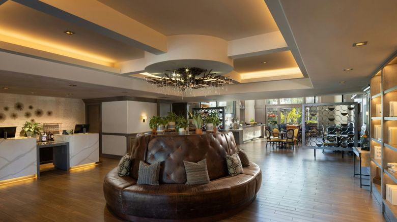 <b>River Terrace Inn Lobby</b>. Images powered by <a href="https://www.leonardoworldwide.com/" title="Leonardo Worldwide" target="_blank">Leonardo</a>.