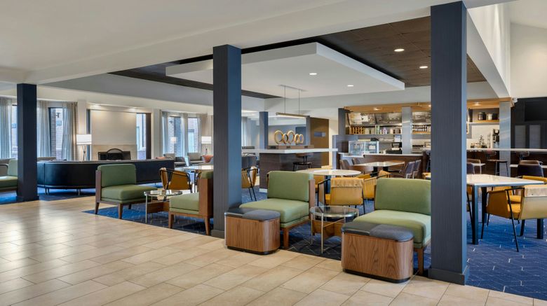 <b>Courtyard by Marriott Norwood Lobby</b>. Images powered by <a href="https://www.leonardoworldwide.com/" title="Leonardo Worldwide" target="_blank">Leonardo</a>.