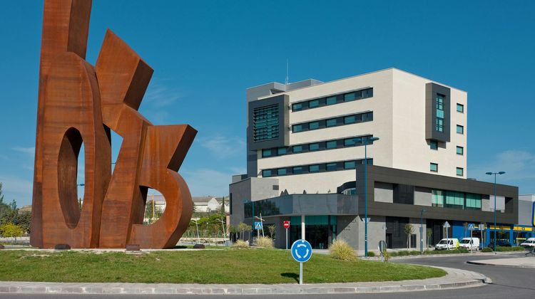 Hotel Hola Tafalla Exterior