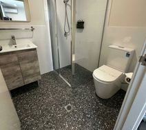 Hastings Valley Motel Room