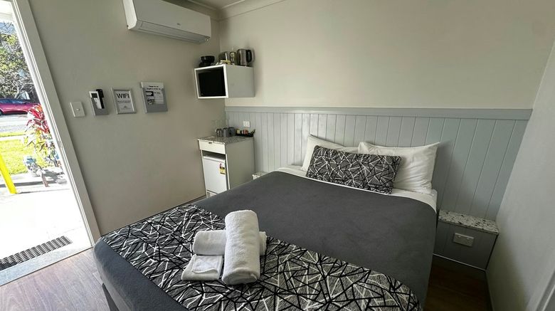 Hastings Valley Motel Room. Images powered by <a href="https://www.leonardoworldwide.com" target="_blank" rel="noopener">Leonardo</a>.