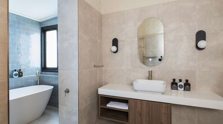 Tower Lodge Suite