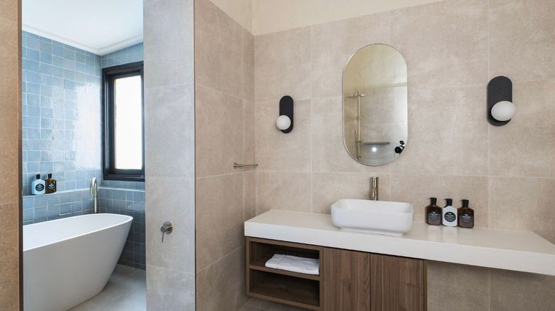 <b>Tower Lodge Suite</b>. Images powered by <a href="https://www.leonardoworldwide.com/" title="Leonardo Worldwide" target="_blank">Leonardo</a>.