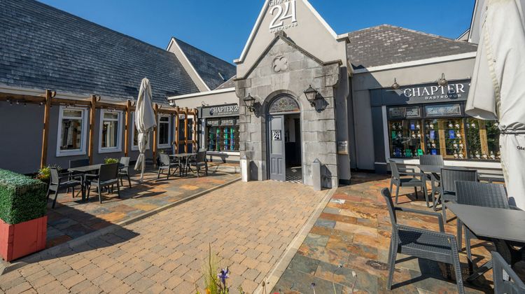 Temple Gate Hotel Exterior