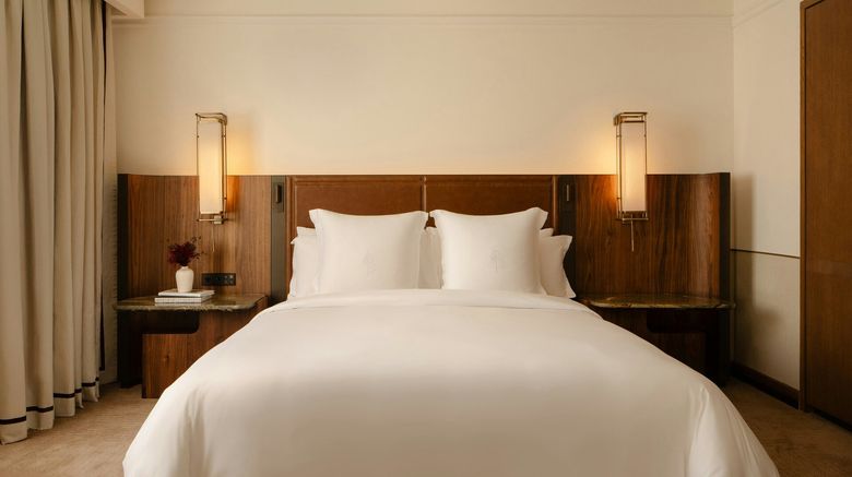 <b>Four Seasons Hotel Mexico City Suite</b>. Images powered by <a href="https://www.leonardoworldwide.com/" title="Leonardo Worldwide" target="_blank">Leonardo</a>.