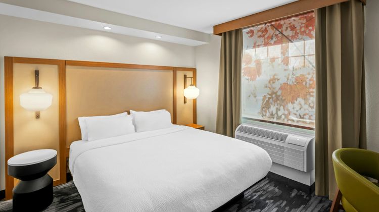 Fairfield Inn & Suites Portsmouth Exeter Suite