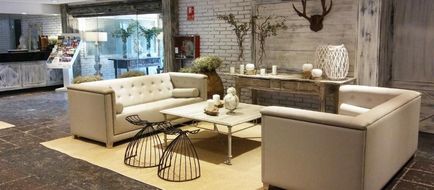 Luze El Toro Lobby