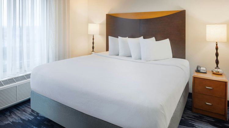 Fairfield Inn & Suites Columbus Polaris Room