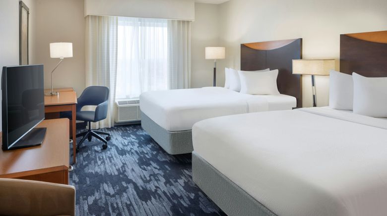 <b>Fairfield Inn & Suites Columbus Polaris Room</b>. Images powered by <a href="https://www.leonardoworldwide.com/" title="Leonardo Worldwide" target="_blank">Leonardo</a>.
