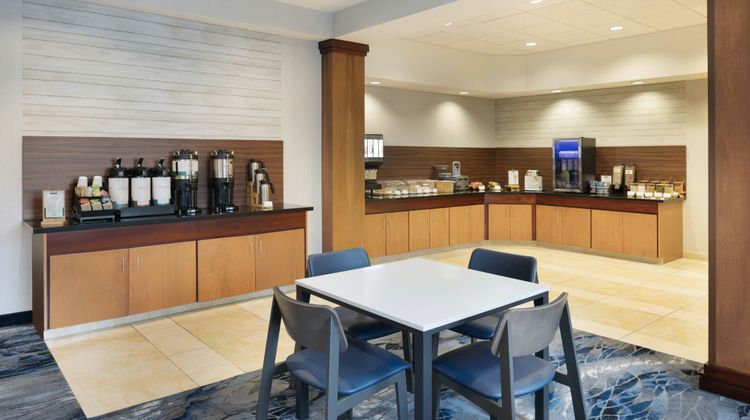 Fairfield Inn & Suites Columbus Polaris Restaurant