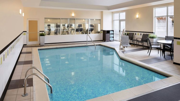 Fairfield Inn & Suites Columbus Polaris Pool