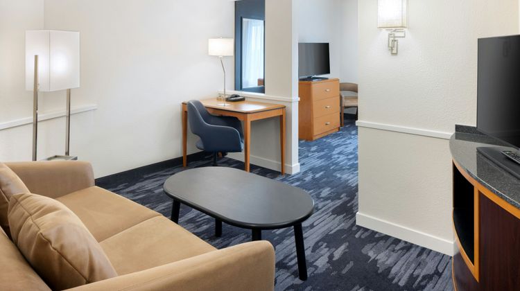 Fairfield Inn & Suites Columbus Polaris Suite