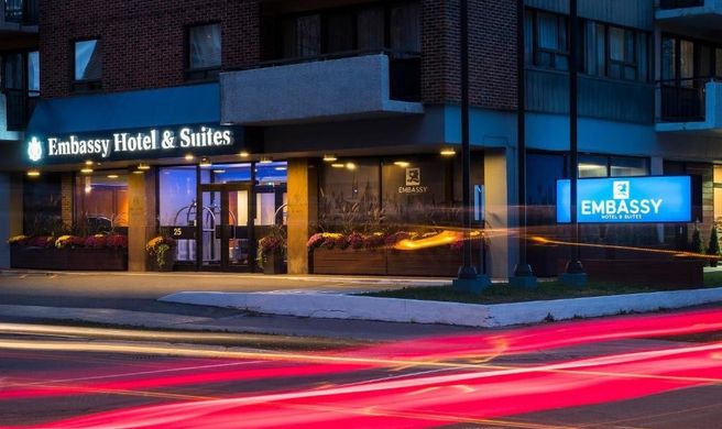 Ottawa Embassy Hotel & Suites Exterior