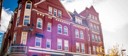 Blennerhassett Hotel Exterior