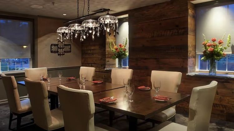 The Essex Resort & Spa Restaurant