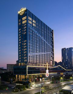 Yiyang Yincheng Huatian Hotel