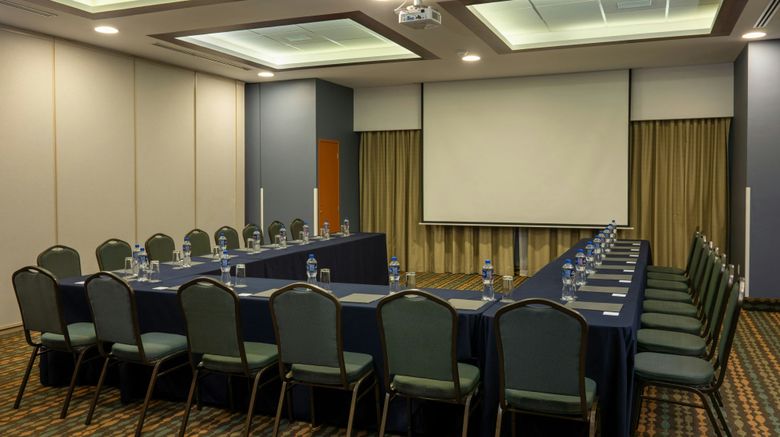 <b>Courtyard Guadalajara Andares Meeting</b>. Images powered by <a href="https://www.leonardoworldwide.com/" title="Leonardo Worldwide" target="_blank">Leonardo</a>.