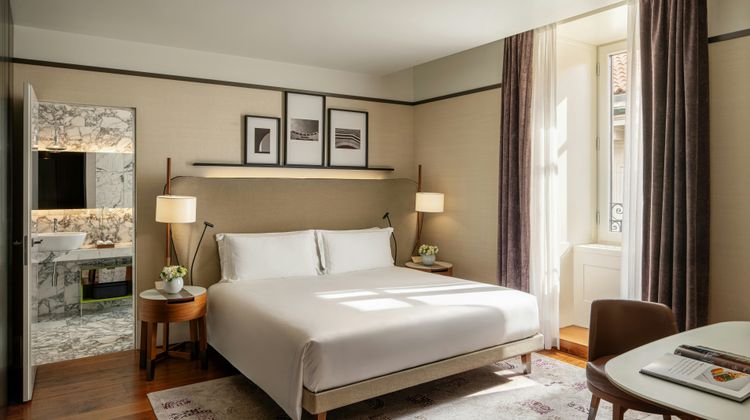 Mandarin Oriental, Milan Room