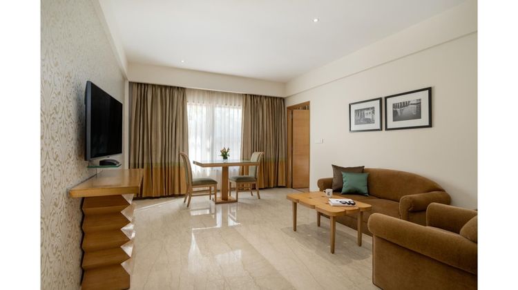 Hotel Greenpark Chennai Room
