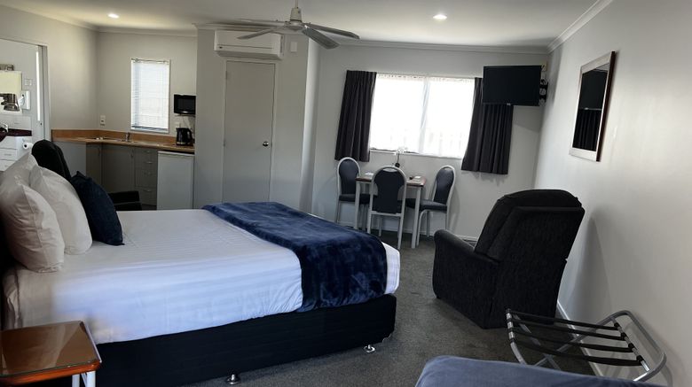 <b>B-K's Magnolia Motor Inn Room</b>. Images powered by <a href="https://www.leonardoworldwide.com/" title="Leonardo Worldwide" target="_blank">Leonardo</a>.