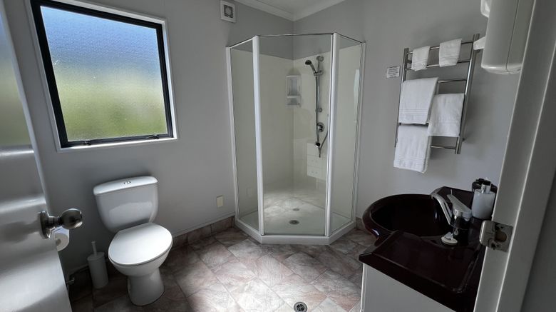 <b>B-K's Magnolia Motor Inn Room</b>. Images powered by <a href="https://www.leonardoworldwide.com/" title="Leonardo Worldwide" target="_blank">Leonardo</a>.
