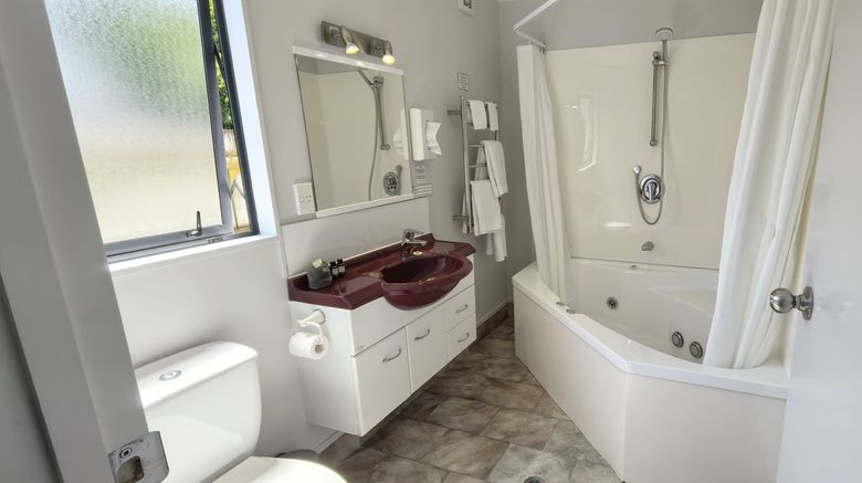 <b>B-K's Magnolia Motor Inn Room</b>. Images powered by <a href="https://www.leonardoworldwide.com/" title="Leonardo Worldwide" target="_blank">Leonardo</a>.